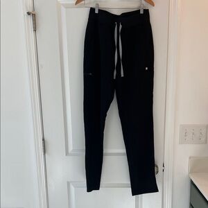 Figs Black Technical Collection scrub pants medium tall